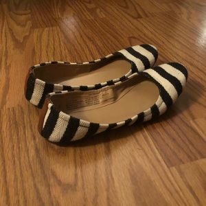 Navy/white stripes ballet flats